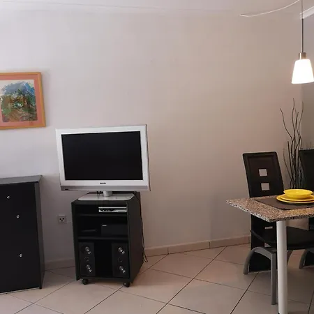 Villa Niki בית נופש Las Breñas